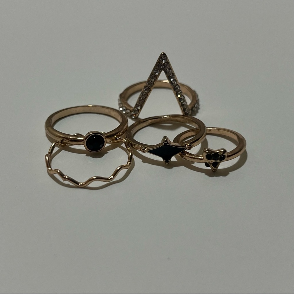 Elegant Gold and Black Ring Set
